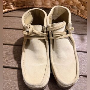 Clarks Wallabee suede boots